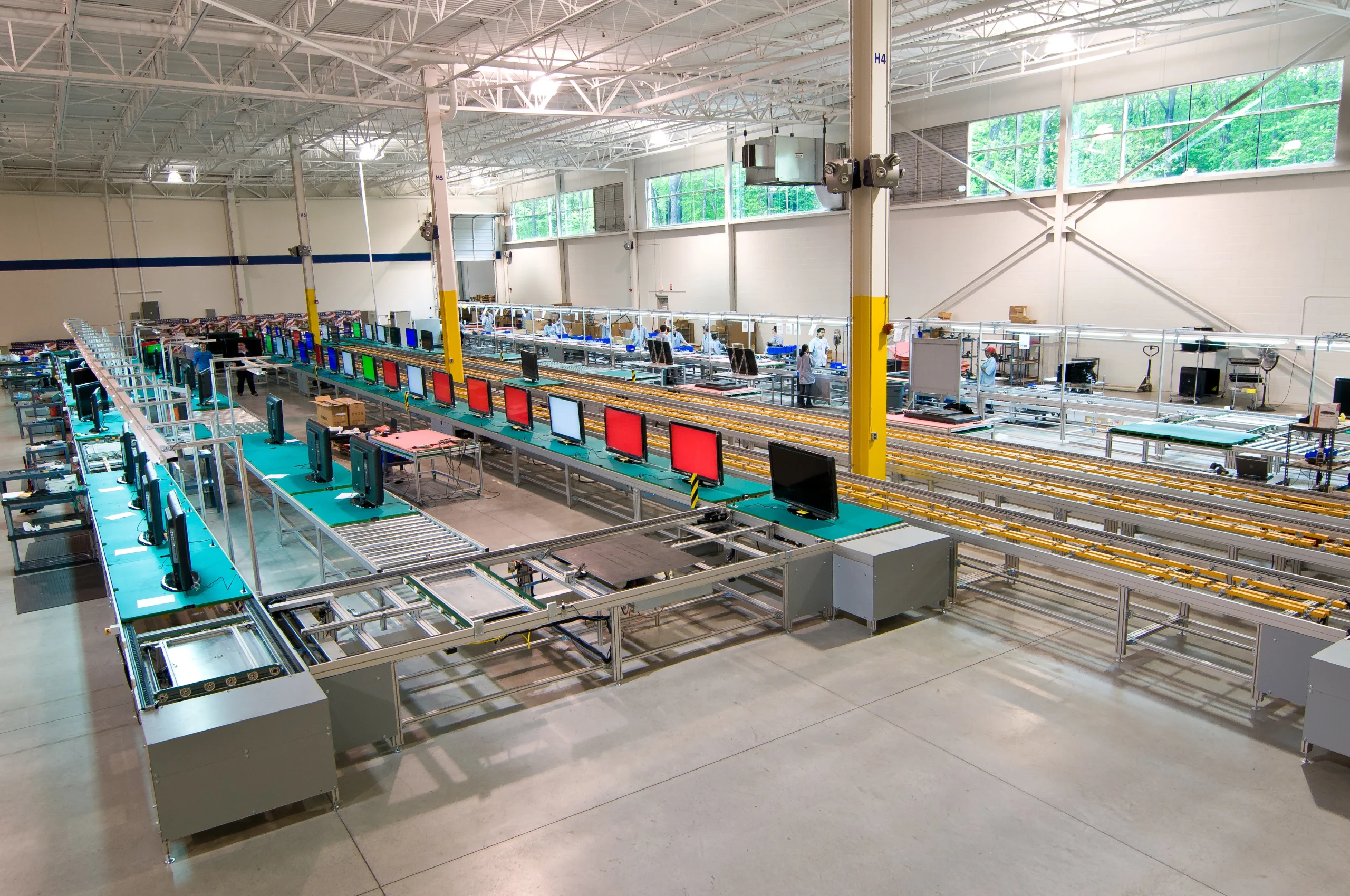 Three Decades, One Building - Lotus